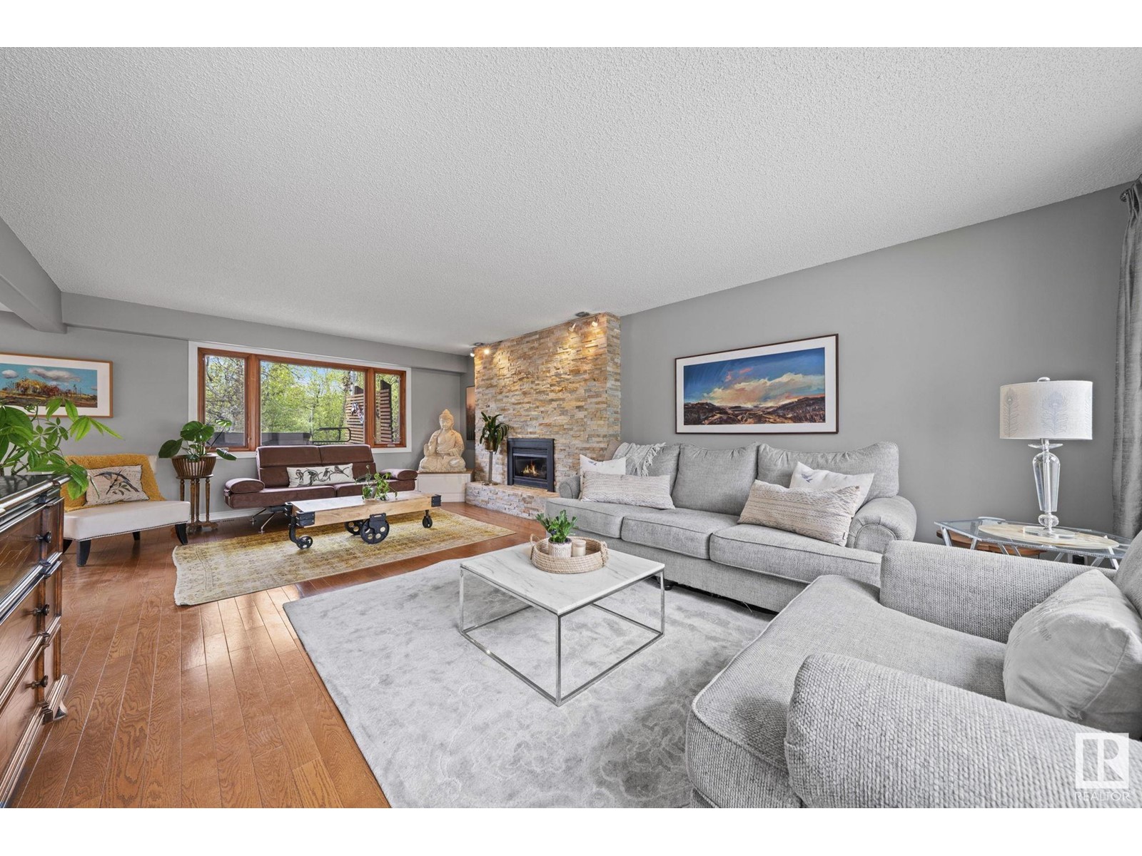 16111 PATRICIA DR NW