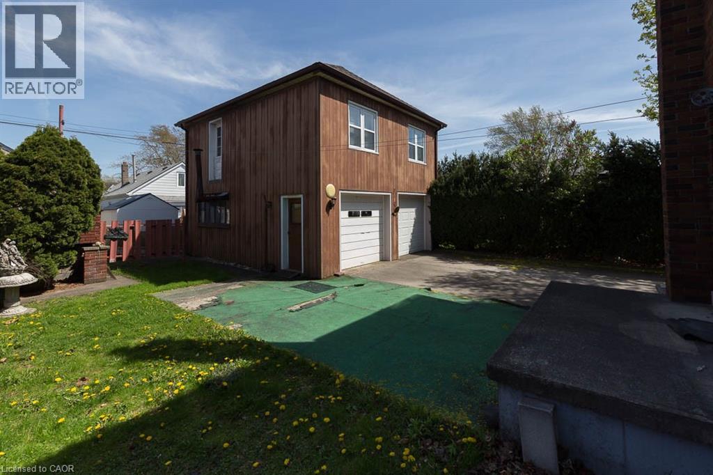 248 WALLACE Avenue S