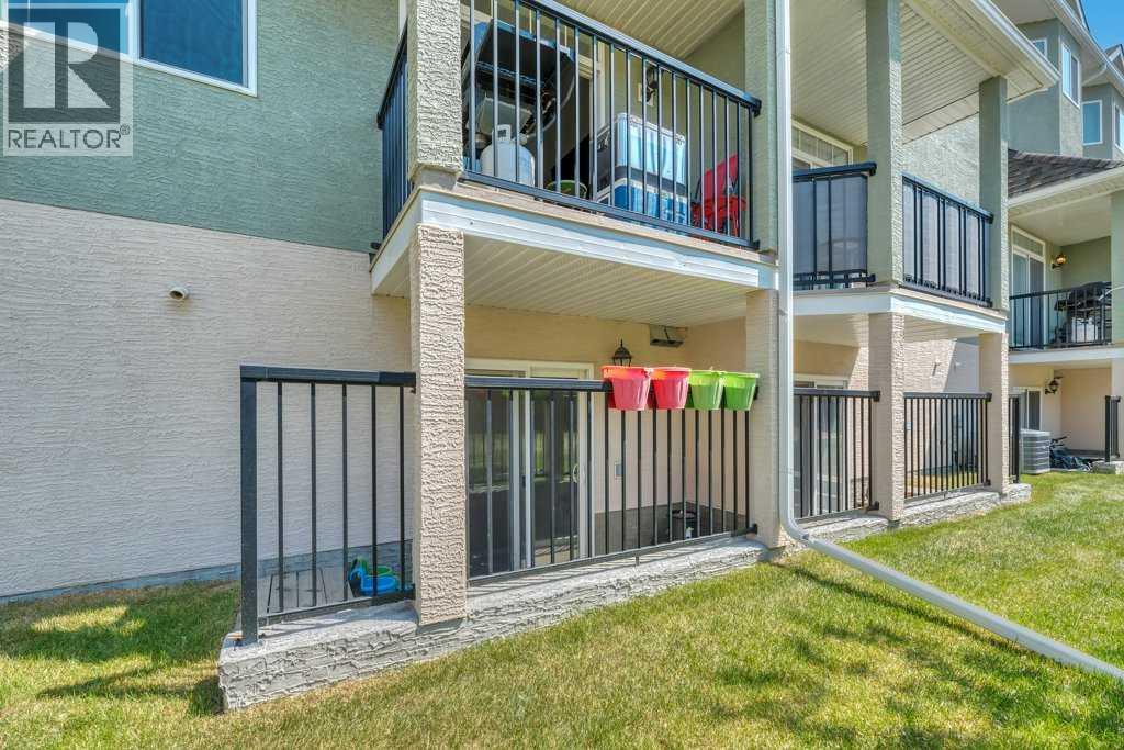 318 Strathcona Circle