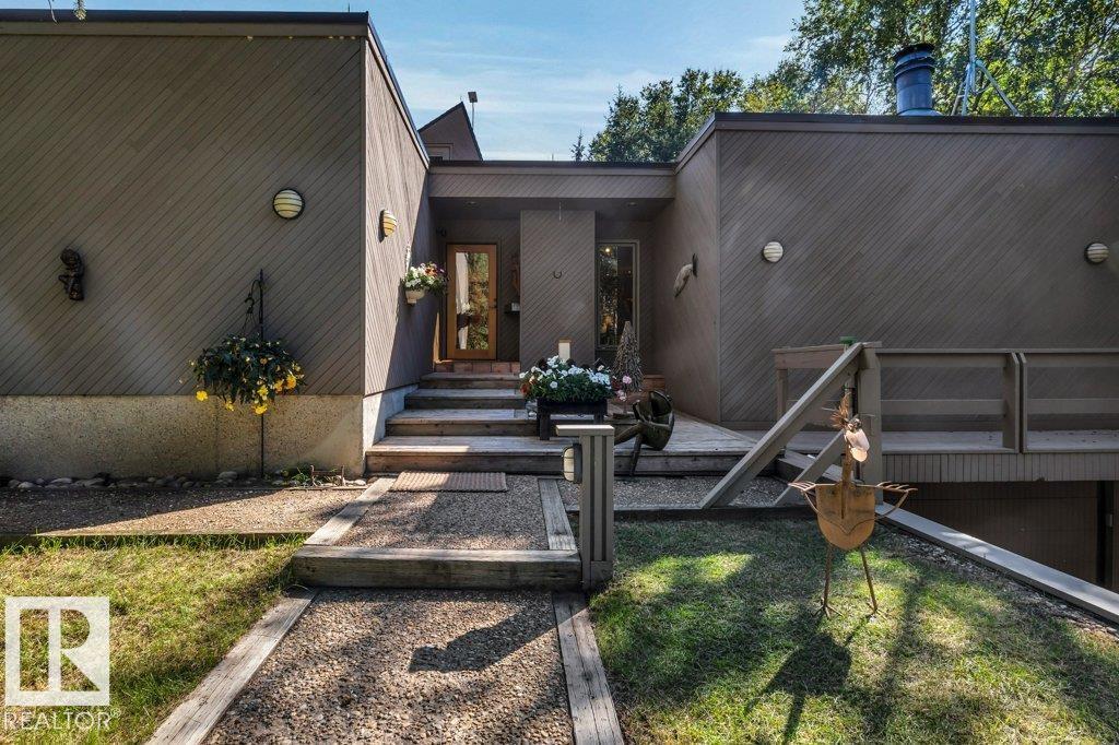 5 51028 Rge Rd 261