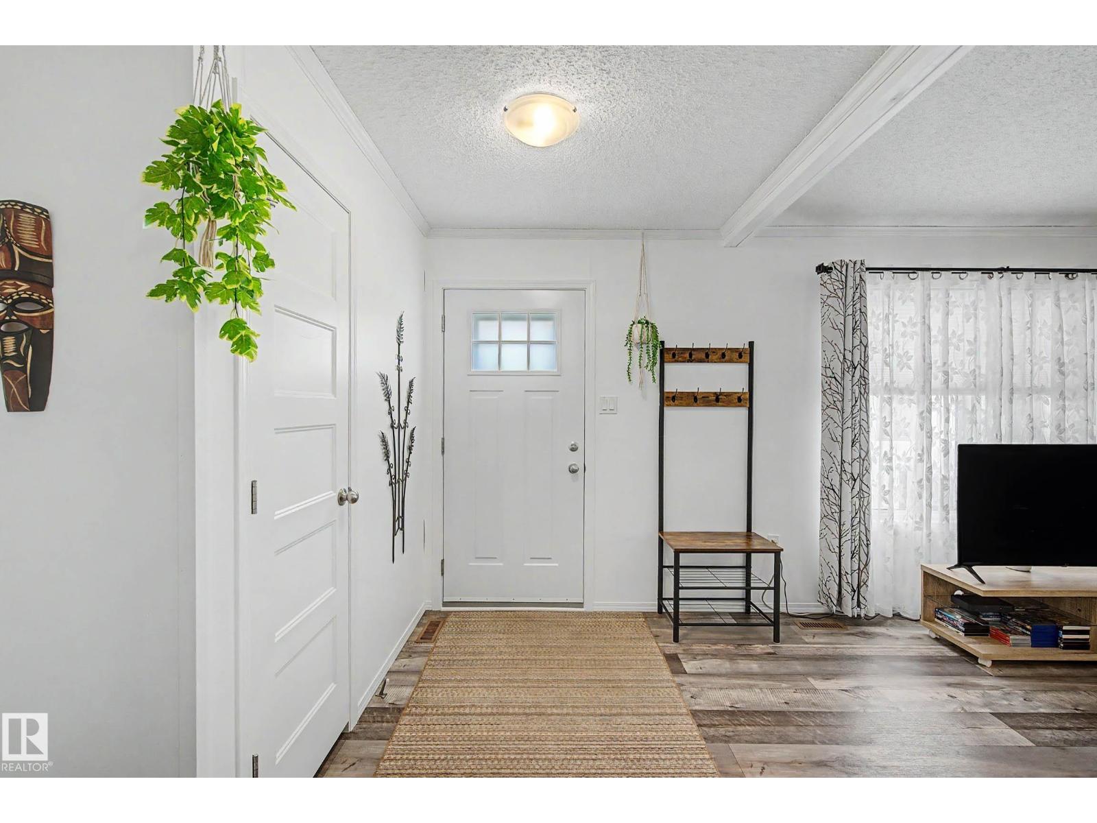 #15 12604 153 AV NW