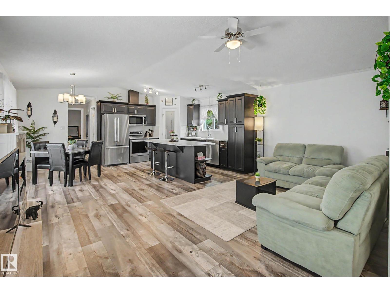 #15 12604 153 AV NW
