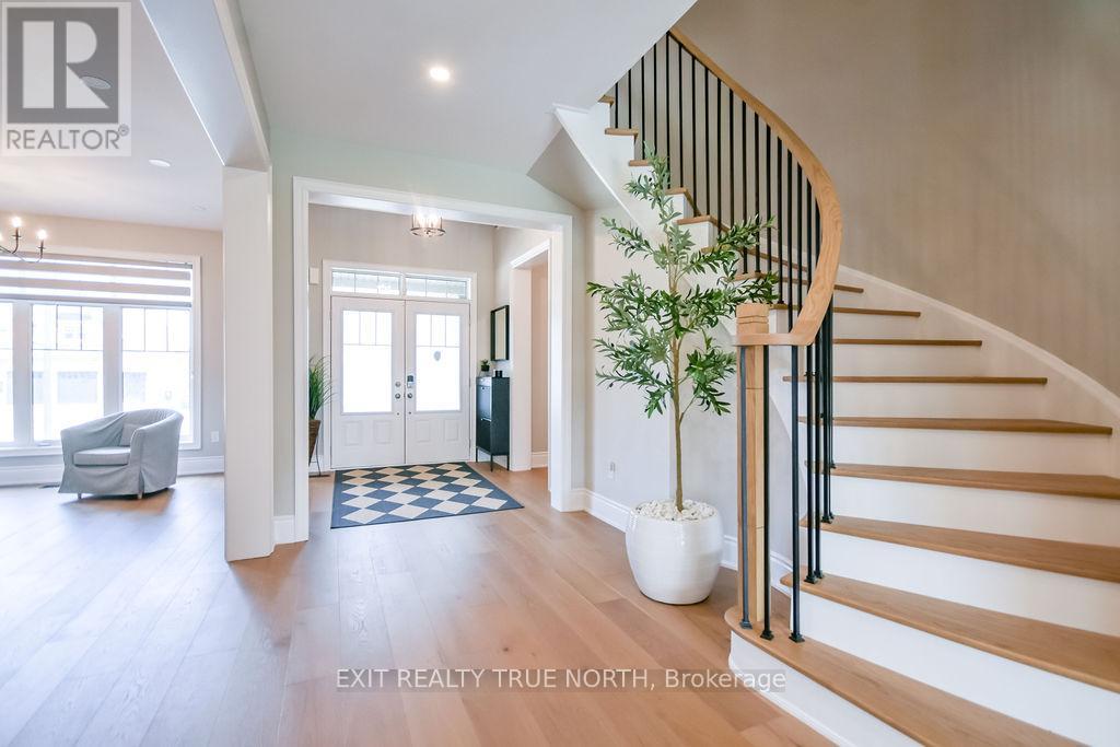 108 RUGMAN CRESCENT - Photo 4
