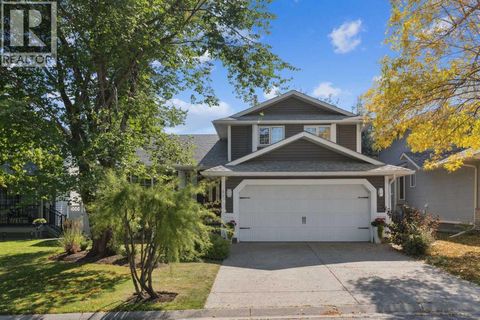 41 Shannon Circle SW Calgary AB T2Y2K4