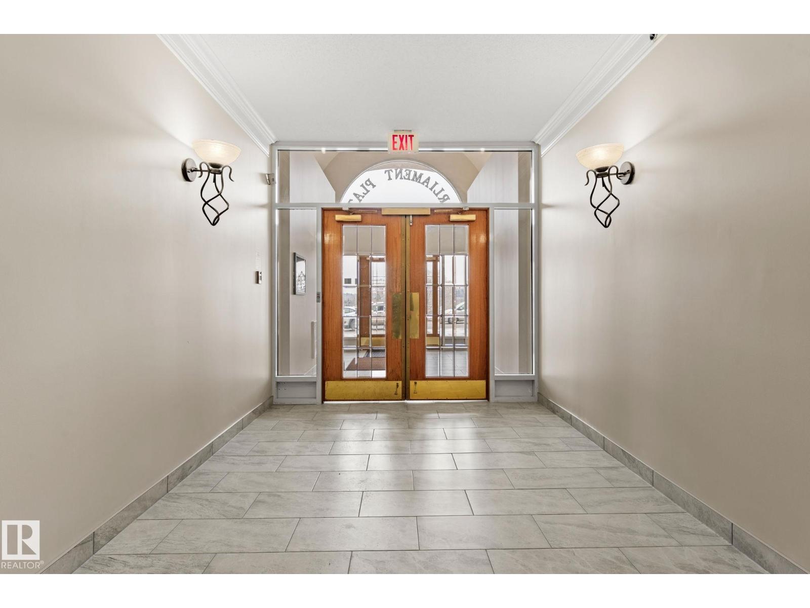 #311 9640 105 ST NW