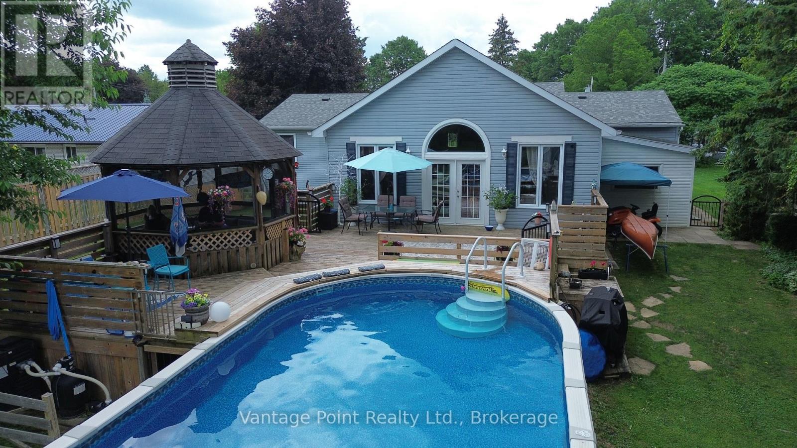 113 GLENWOOD PLACE