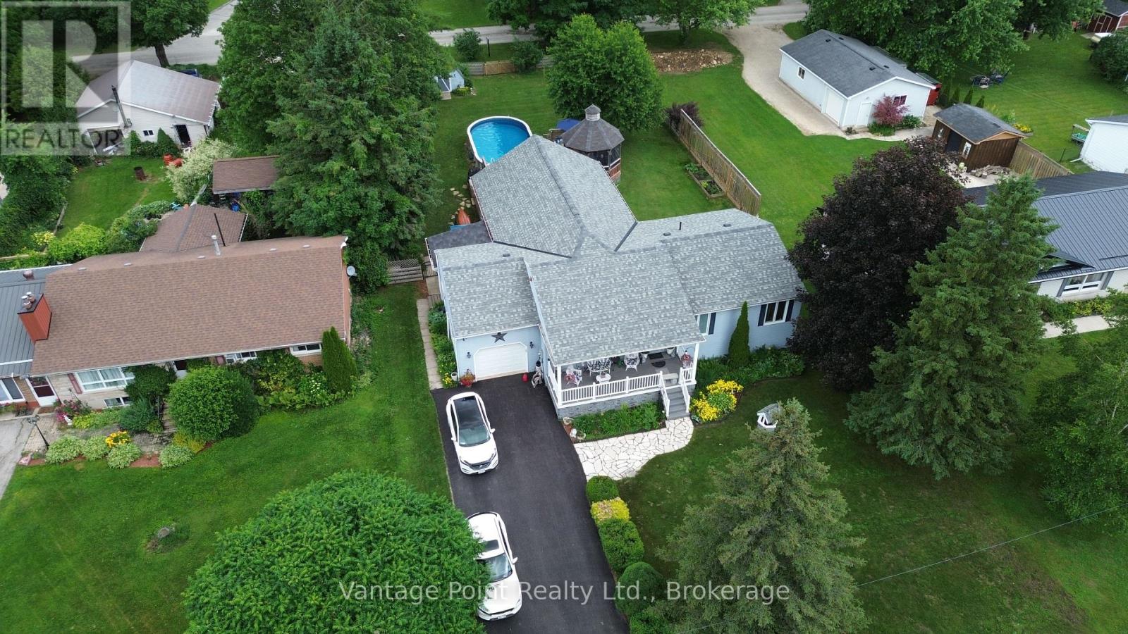 113 GLENWOOD PLACE
