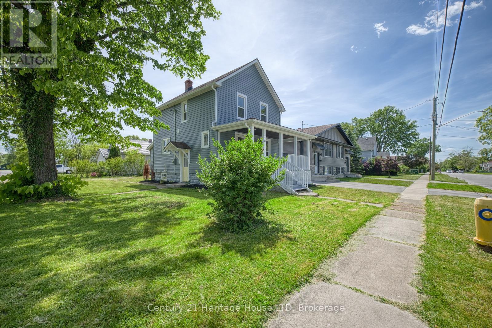 218 HENRIETTA STREET