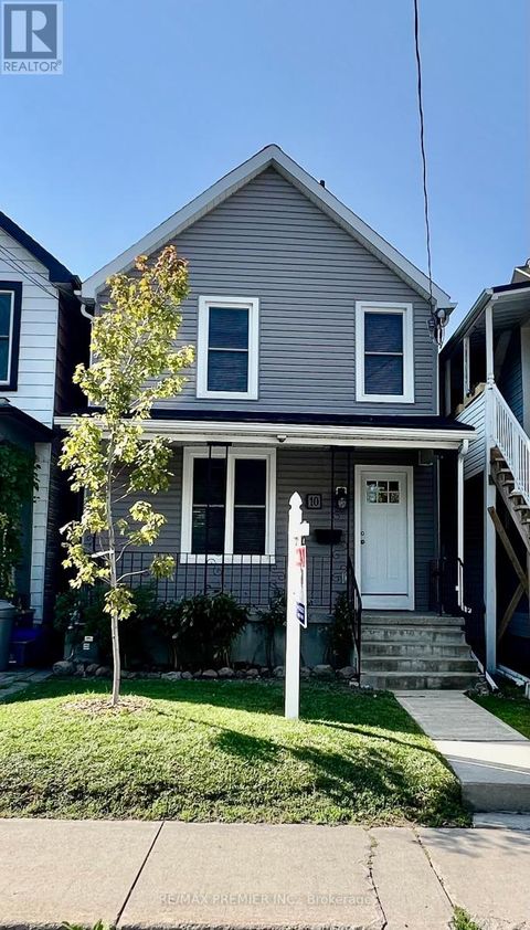 10 PATRICK STREET Kingston (East of Sir John A. Blvd) ON K7K3N4