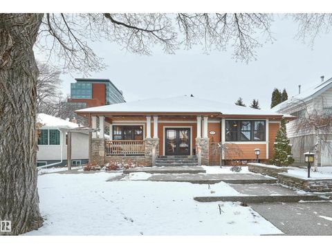 9135 117 ST NW Edmonton AB T6G1S1