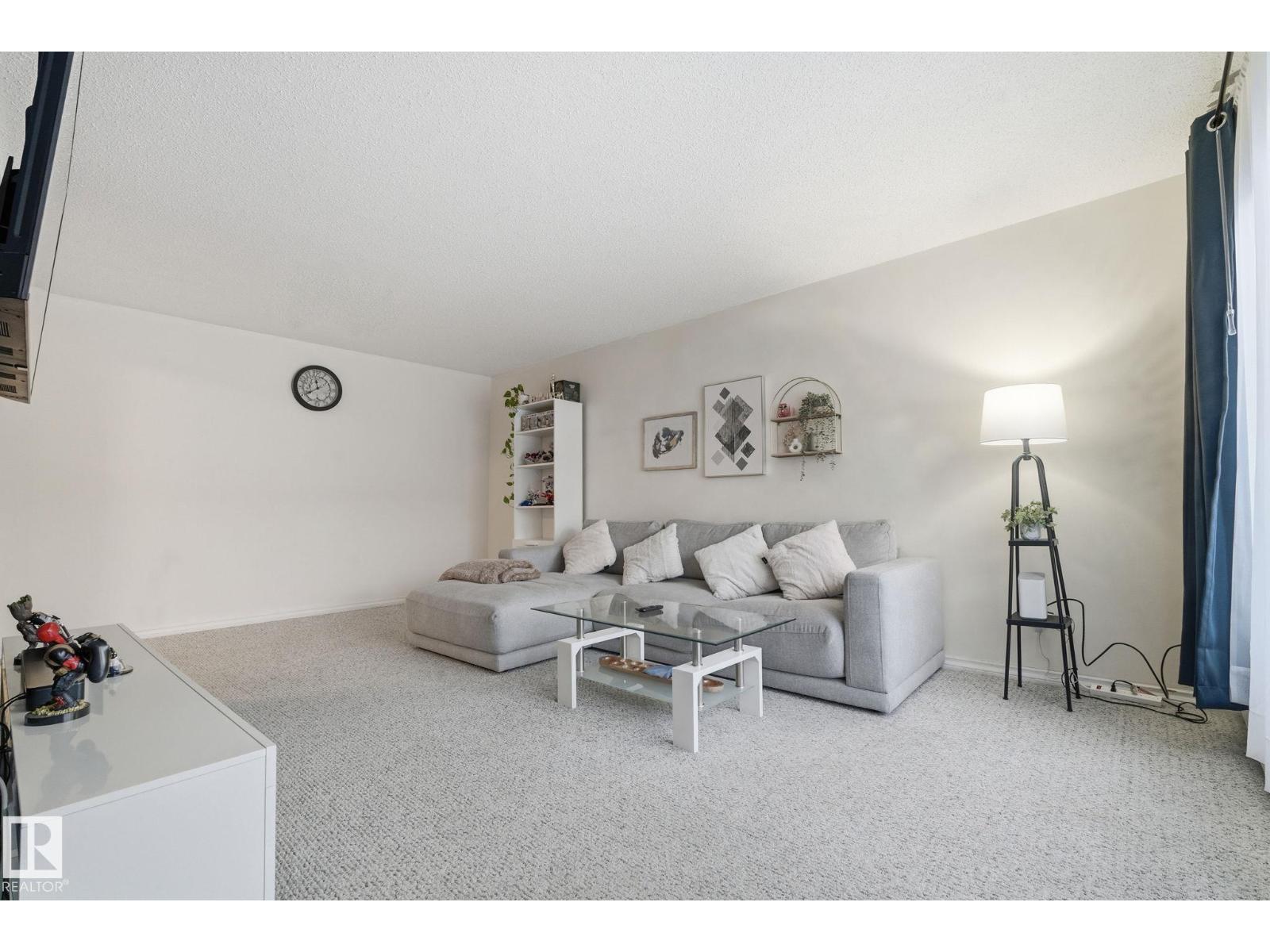 #205 11440 40 ave NW