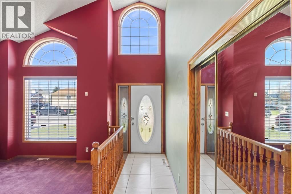 87 Applefield Close SE