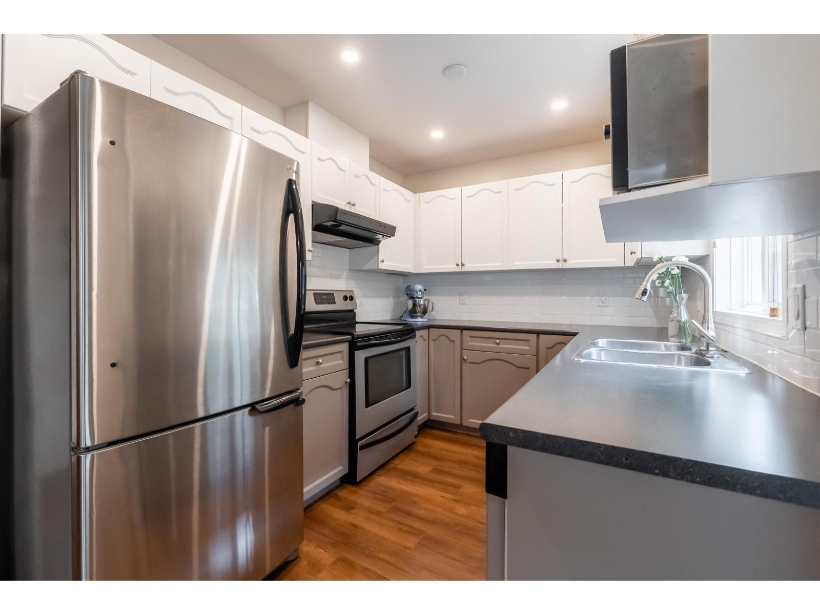 4 9486 WOODBINE STREET|Chilliwack Proper East