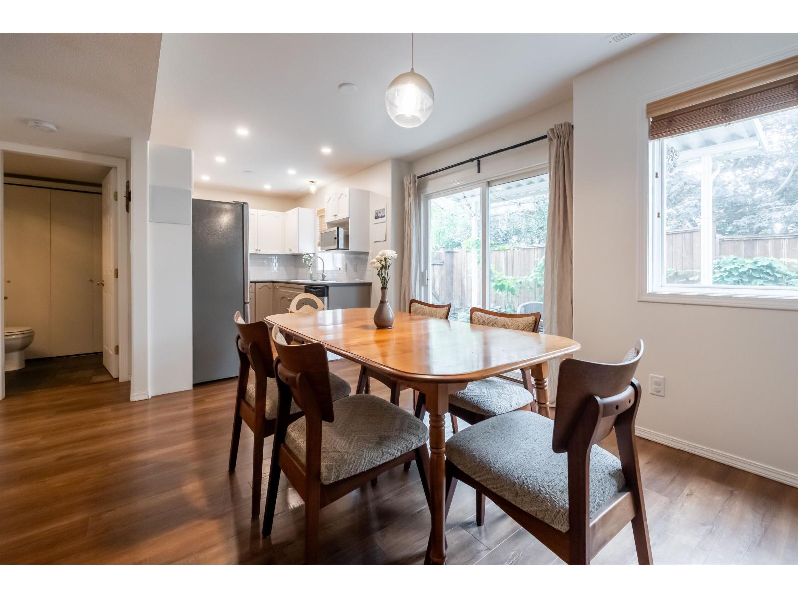 4 9486 WOODBINE STREET|Chilliwack Proper East