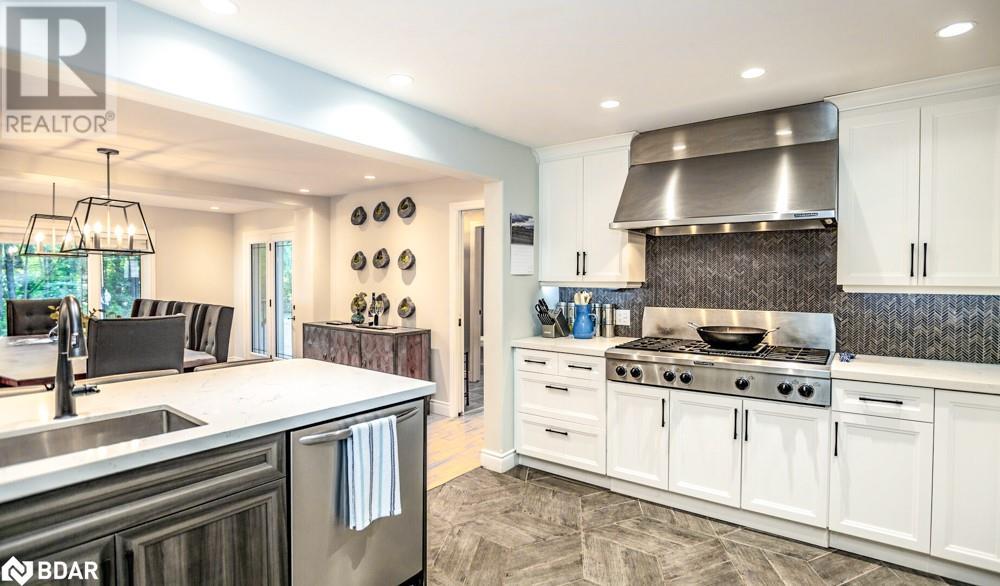 112 LAKESHORE Road W