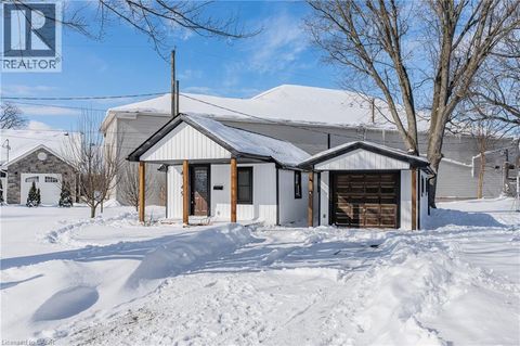 4149 WELLAND Street Niagara Falls ON L2G6J9