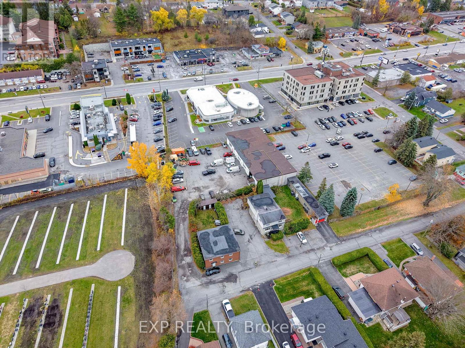 1237 1255 COUSINEAU STREET