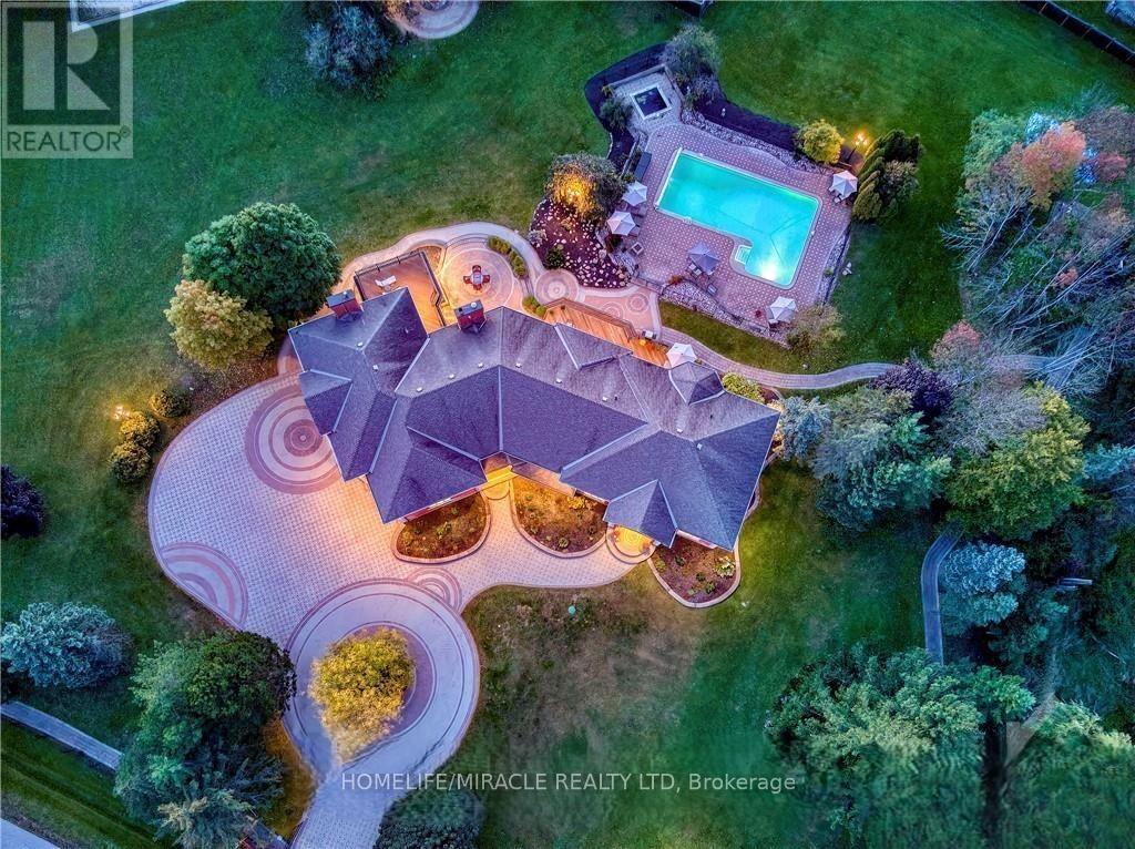 141 KERRY HILL CRESCENT