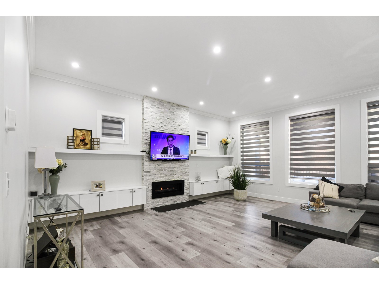 16707 16A AVENUE