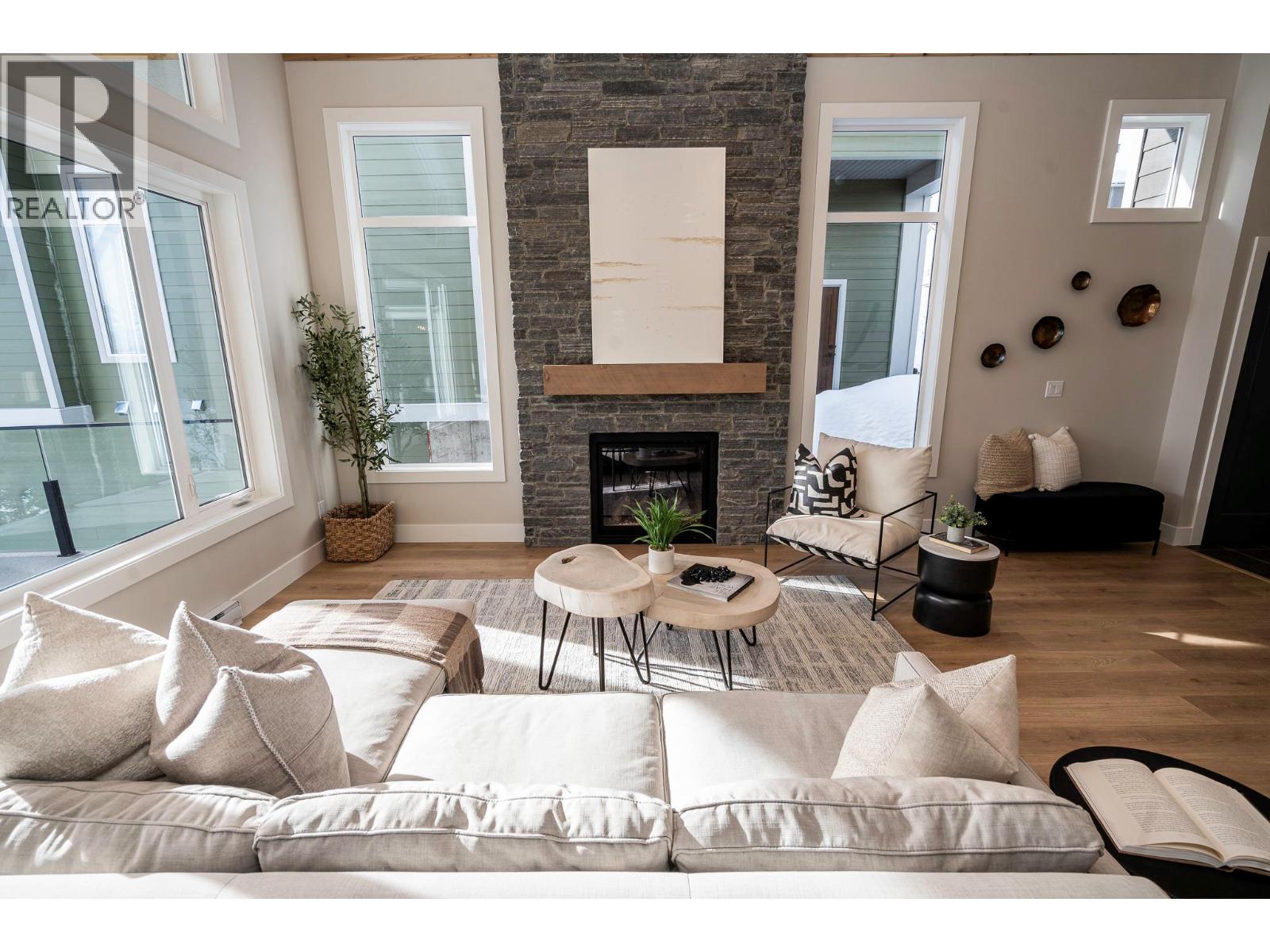 215A Grizzly Ridge Trail