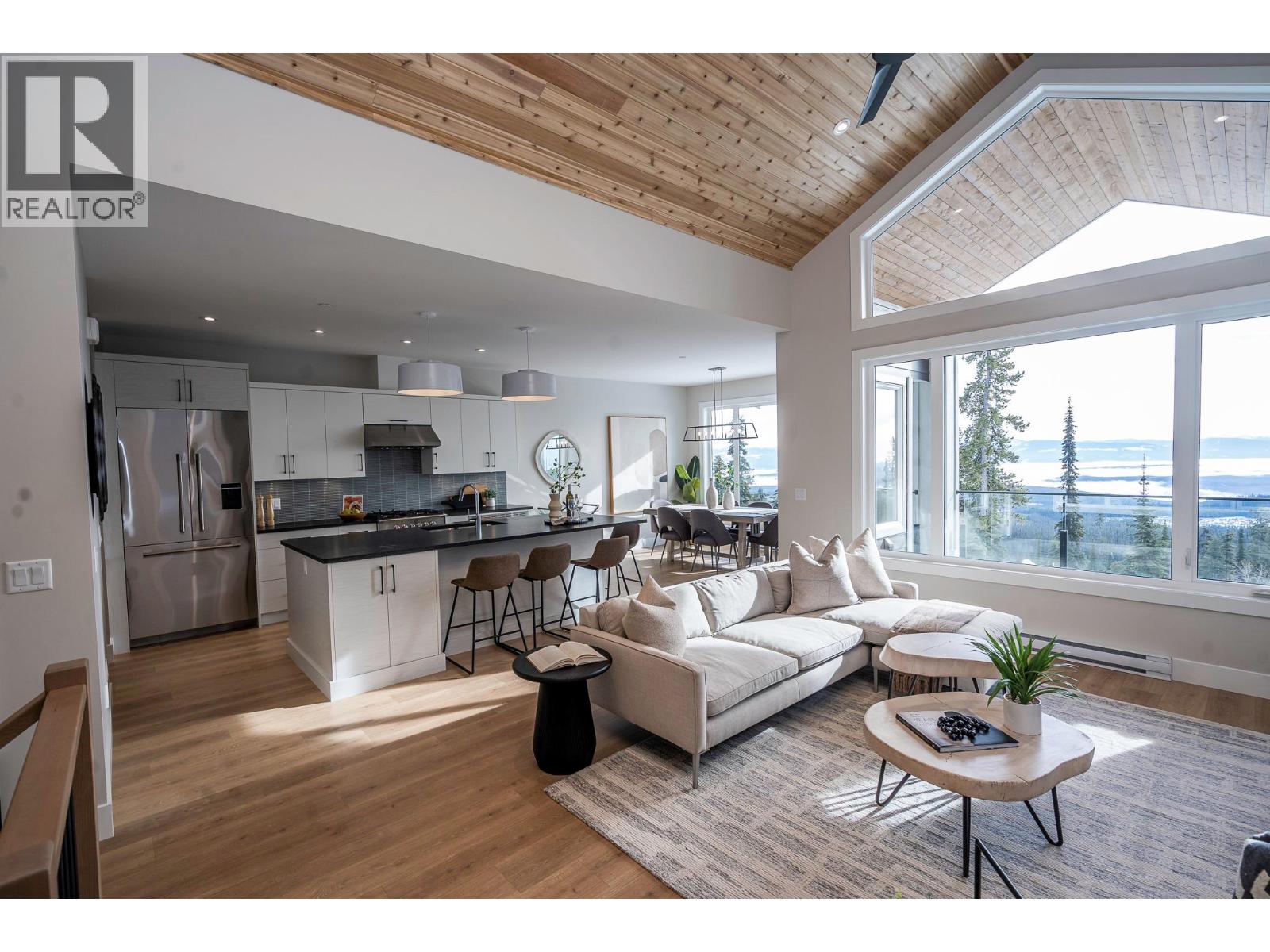 215A Grizzly Ridge Trail