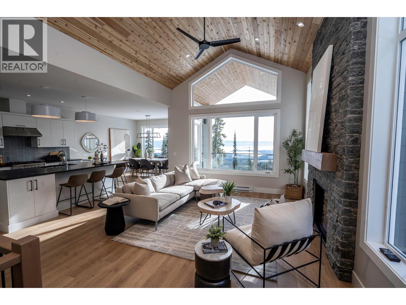 215A Grizzly Ridge Trail