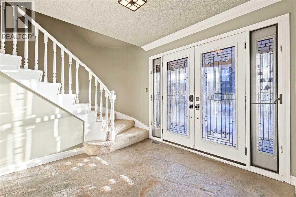 8907 Baylor Crescent SW