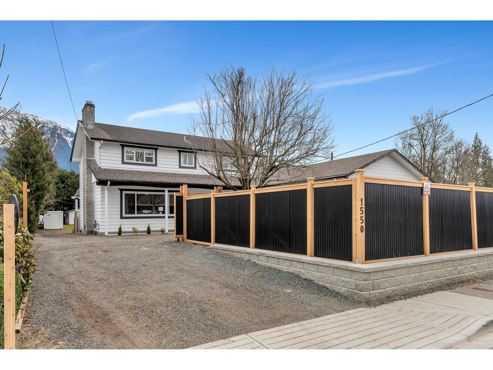 1550 AGASSIZ-ROSEDALE HIGHWAY NO 9 HIGHWAY|Agassiz