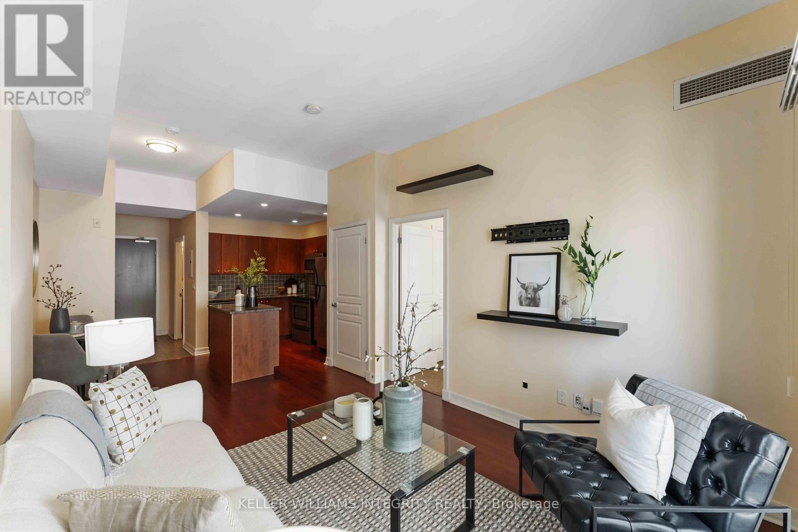 1206 - 200 BESSERER STREET