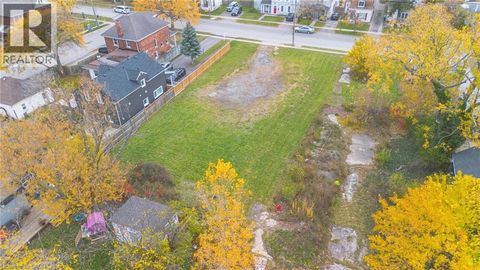 5 HAIGHT Street St. Catharines ON L2P2L9