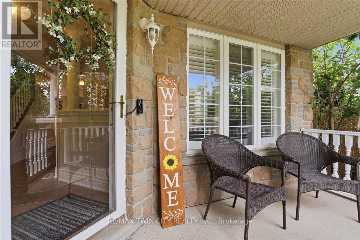 151 DECARO CRESCENT