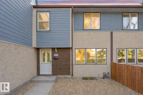 81 Willowdale PL NW Edmonton AB T5T1Z4