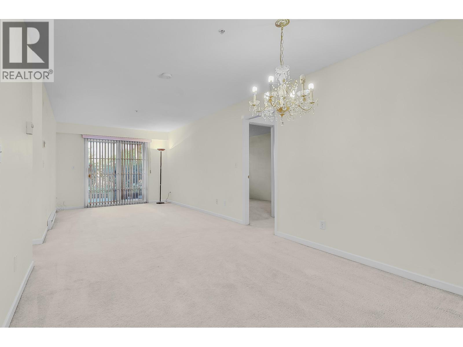 103 3624 FRASER STREET