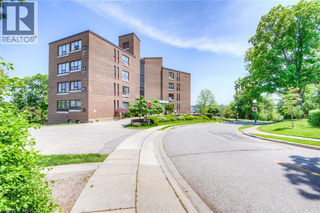 26 WENTWORTH Avenue Unit# 5S
