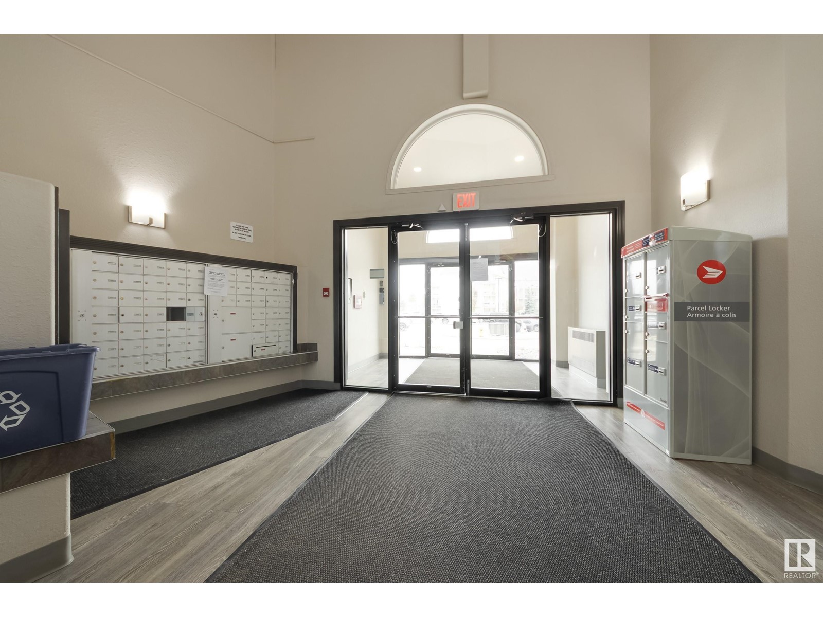 #2206 320 CLAREVIEW STATION DR NW