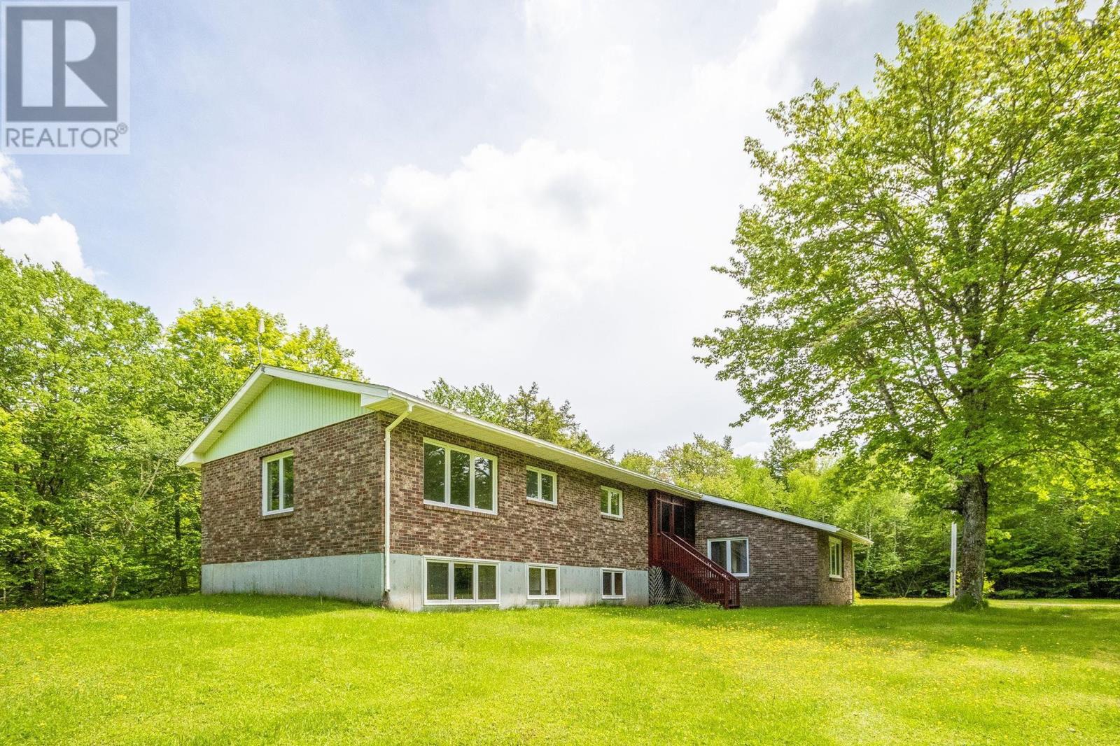 3268 East River East Side Road