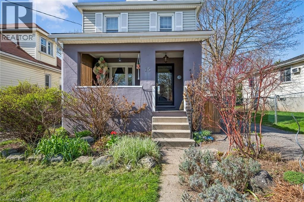 15 WATERSIDE Avenue