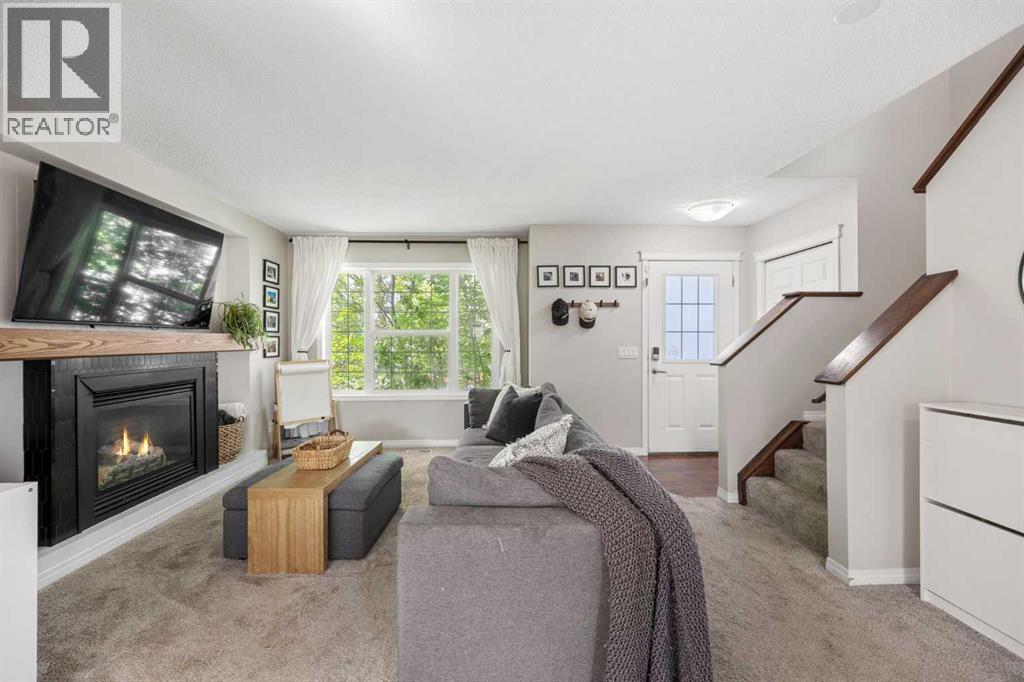 8 Cimarron Grove Rise