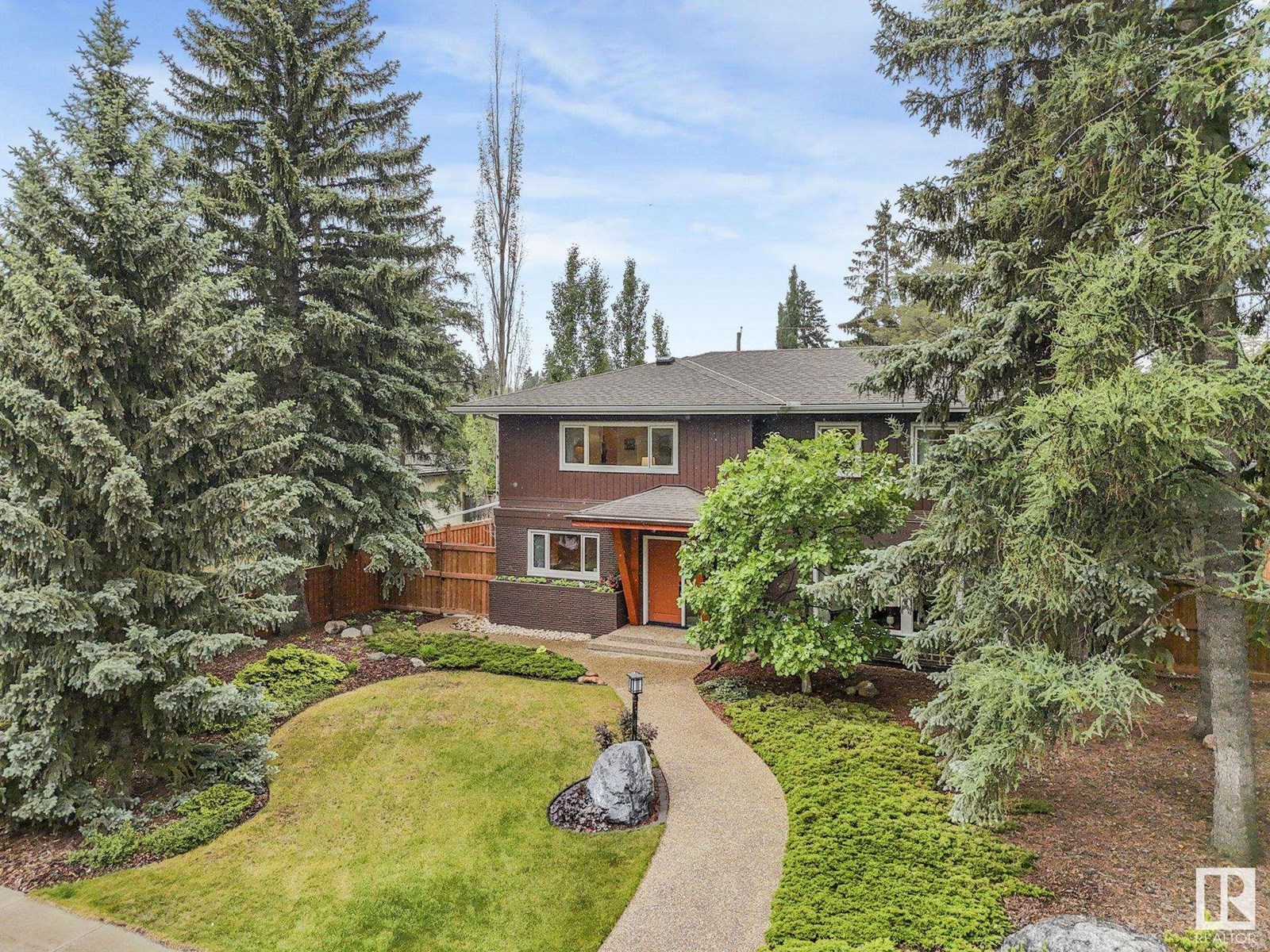 13833 SUMMIT DR NW