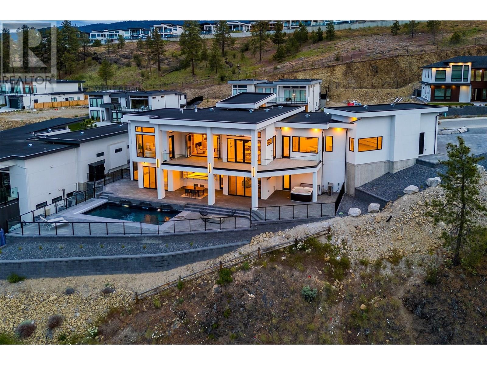 1435 Vineyard Drive