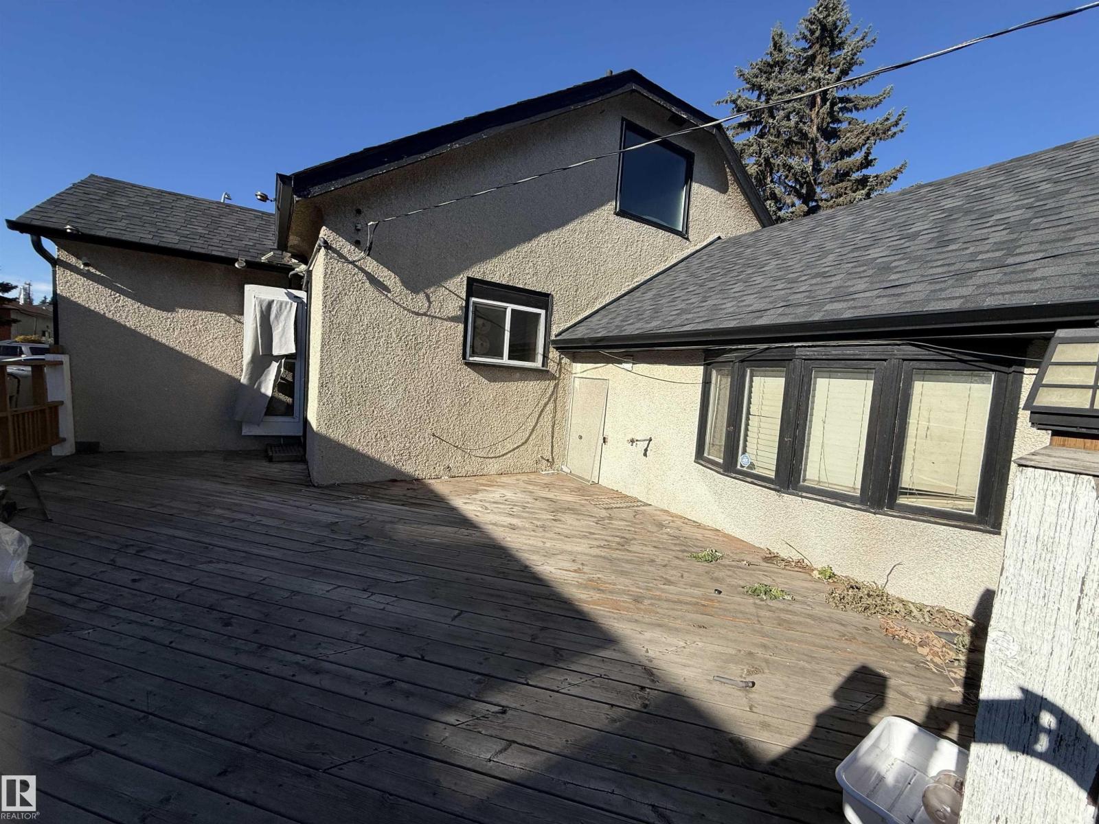 12749 85 ST NW