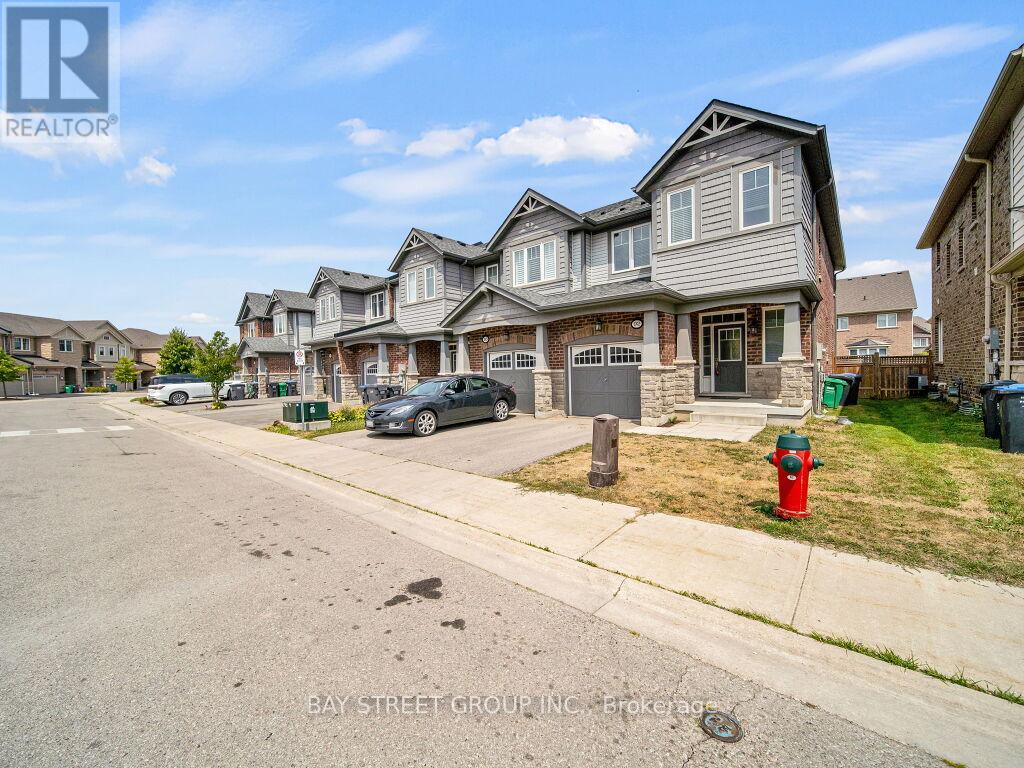 92 ABIGAIL CRESCENT