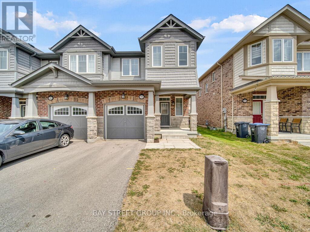 92 ABIGAIL CRESCENT