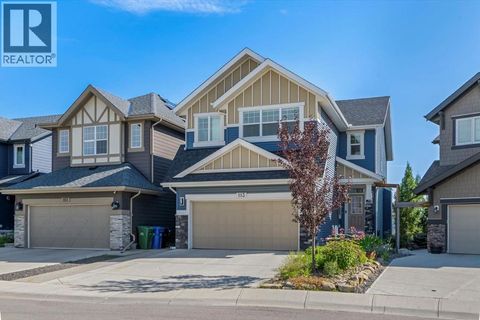 113 Tuscany Ridge Circle NW Calgary AB T3L0E5