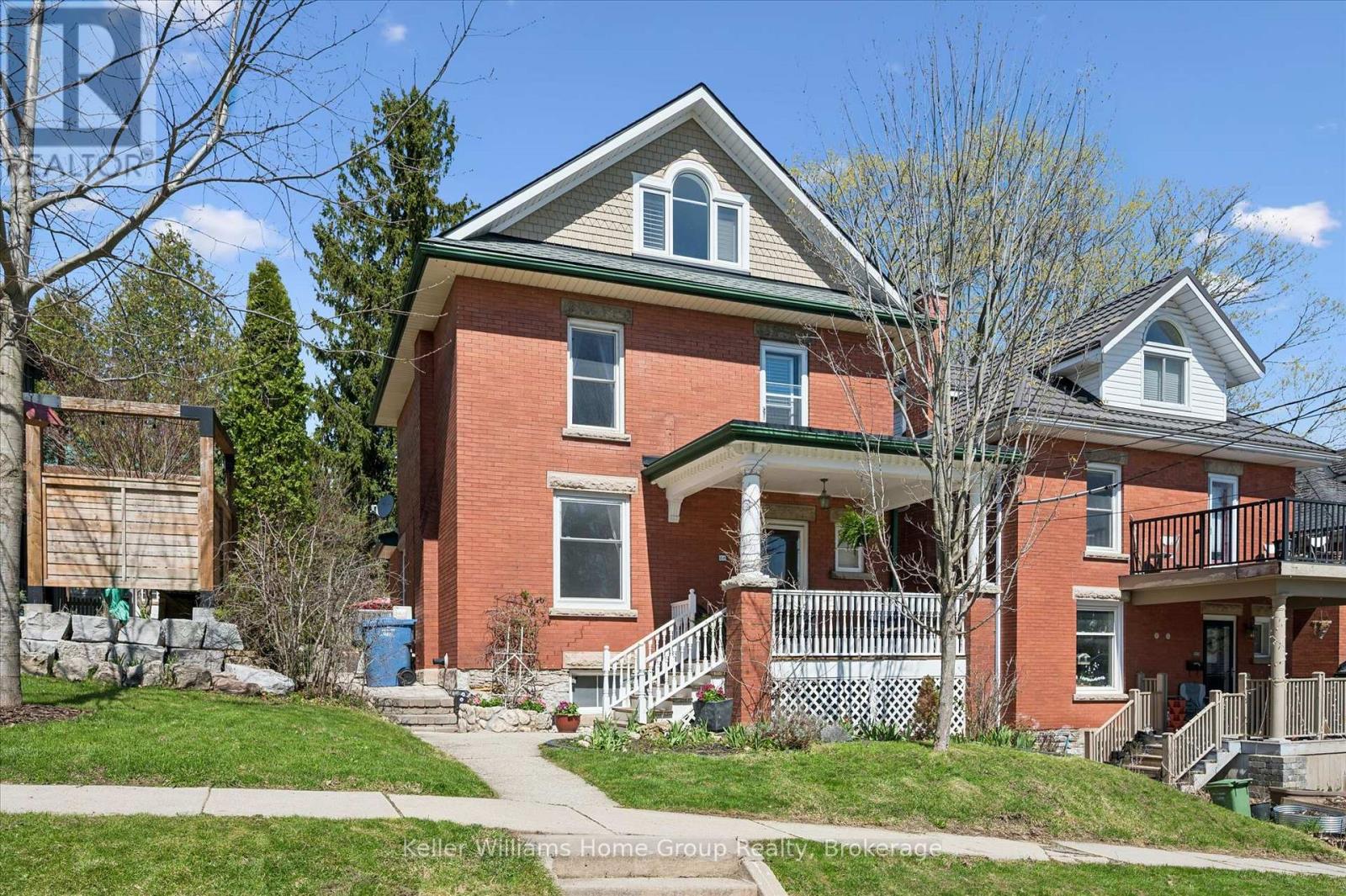 24 POWELL STREET E