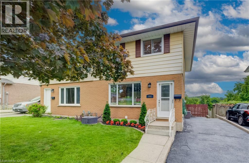 147 MOFFAT Drive
