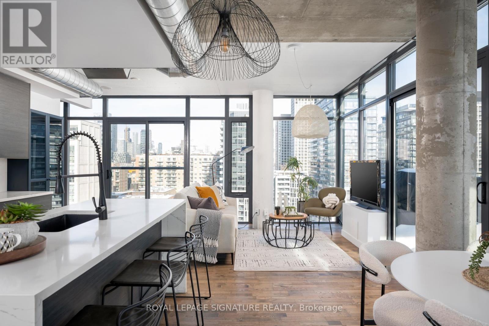 1105 - 138 PRINCESS STREET