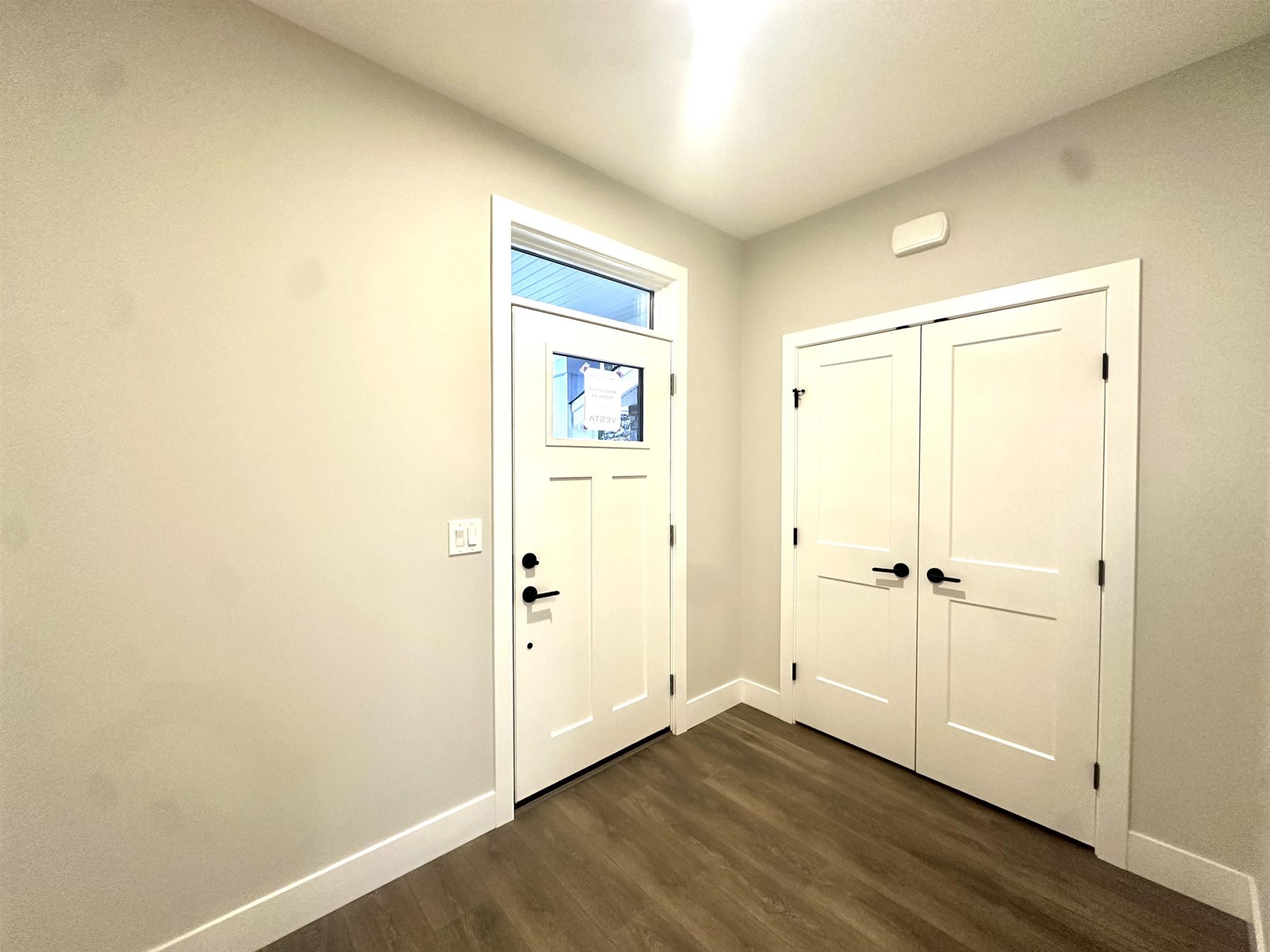 1943 SPARROW HAWK PLACE|Mt Woodside