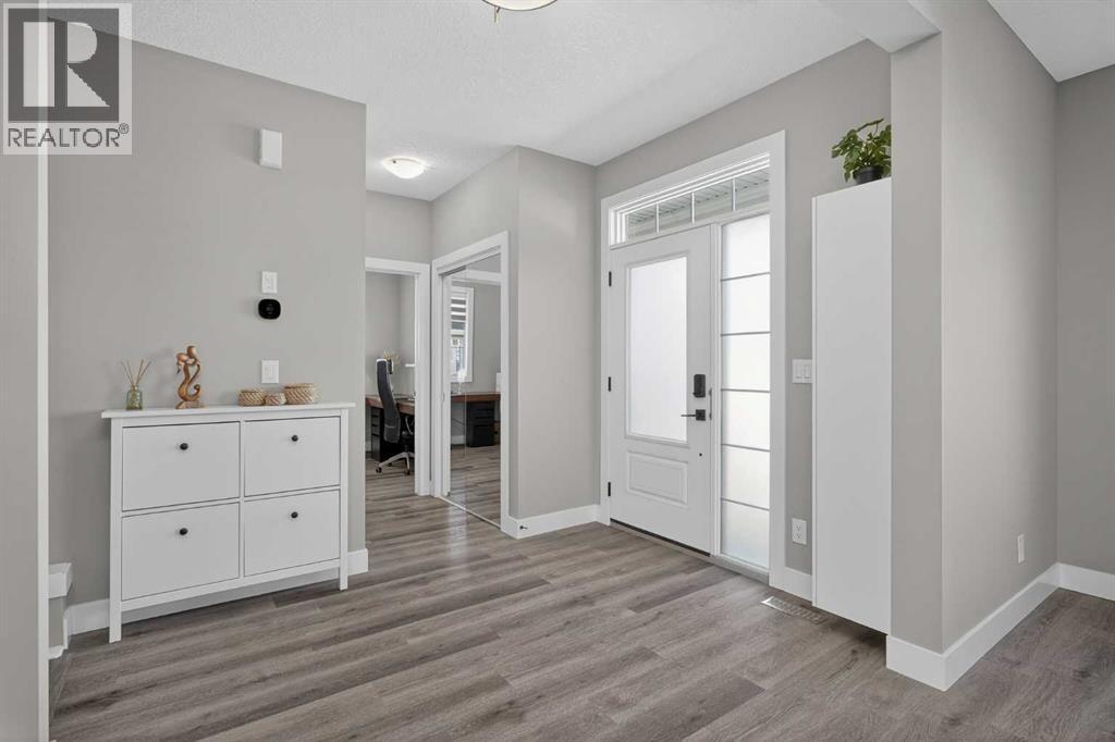 167 Yorkstone Way SW