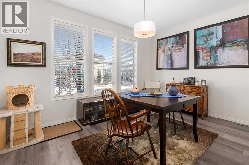 112 South Point Court SW